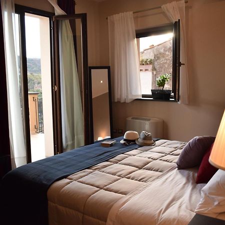Cento Tari' Guest House Castiglione De Sicilia Exteriör bild