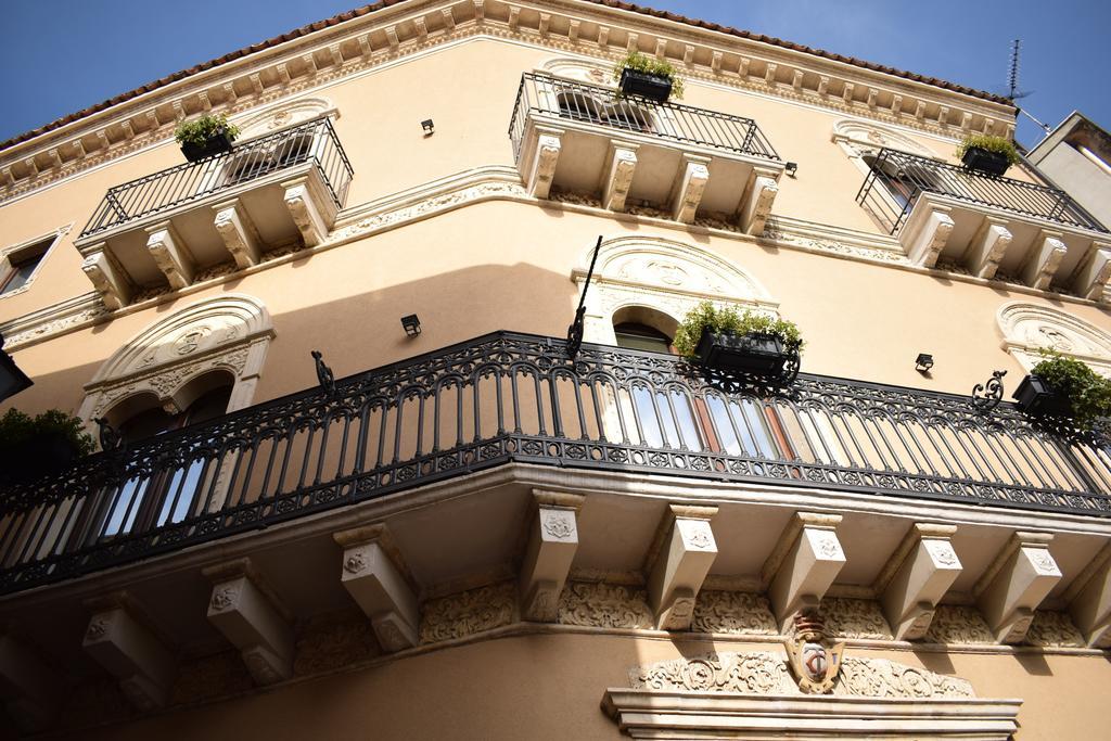 Cento Tari' Guest House Castiglione De Sicilia Exteriör bild